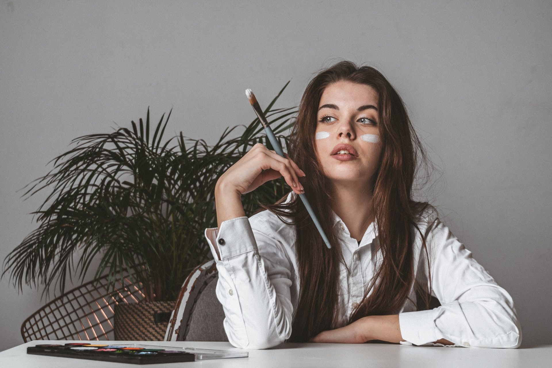 5 Penyebab Alis Mata Makin Tipis, Atasi Dengan Sulam Alis
