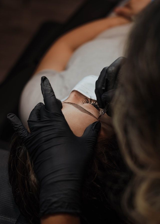 Threading VS Waxing Pilih Mana?