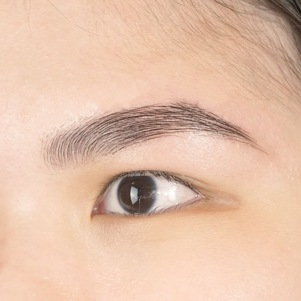 Perbedaan Brow Lamination dan Brow Bomber: Treatment Alis yang Wajib Kamu Tahu!