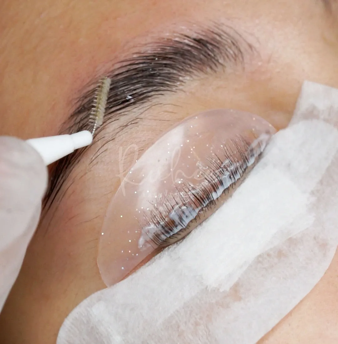 Ruhee Multi Treatment, Perawatan Kecantikan Komplet dari Wajah sampai Kaki