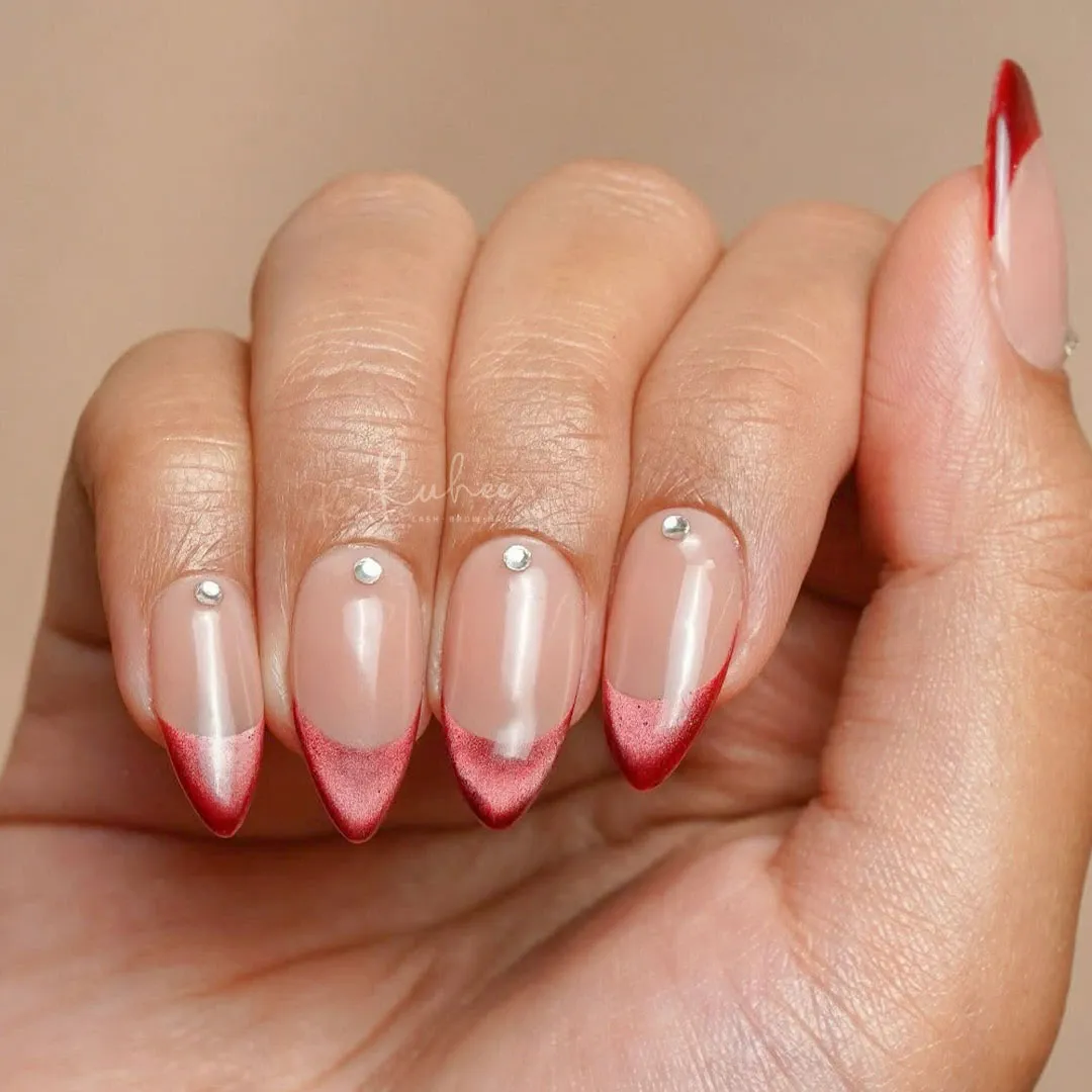 7 Tren Nails Art Tahun 2025 yang Unik dan Wajib Dicoba