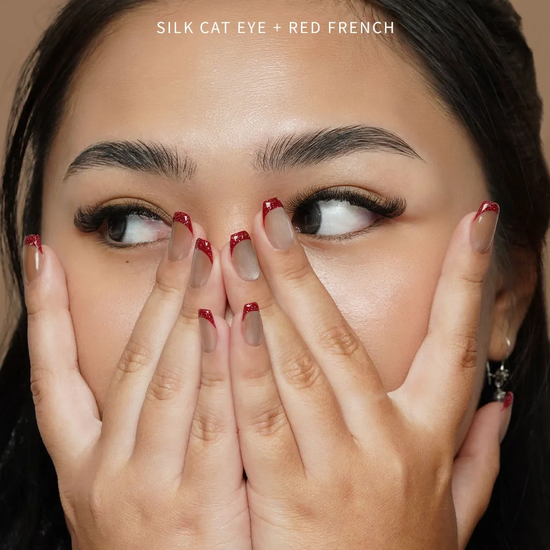 Cat Eye Nail Art Terlengkap di Ruhee Salon! Lihat 7 Desain Viral & Harga Terjangkau