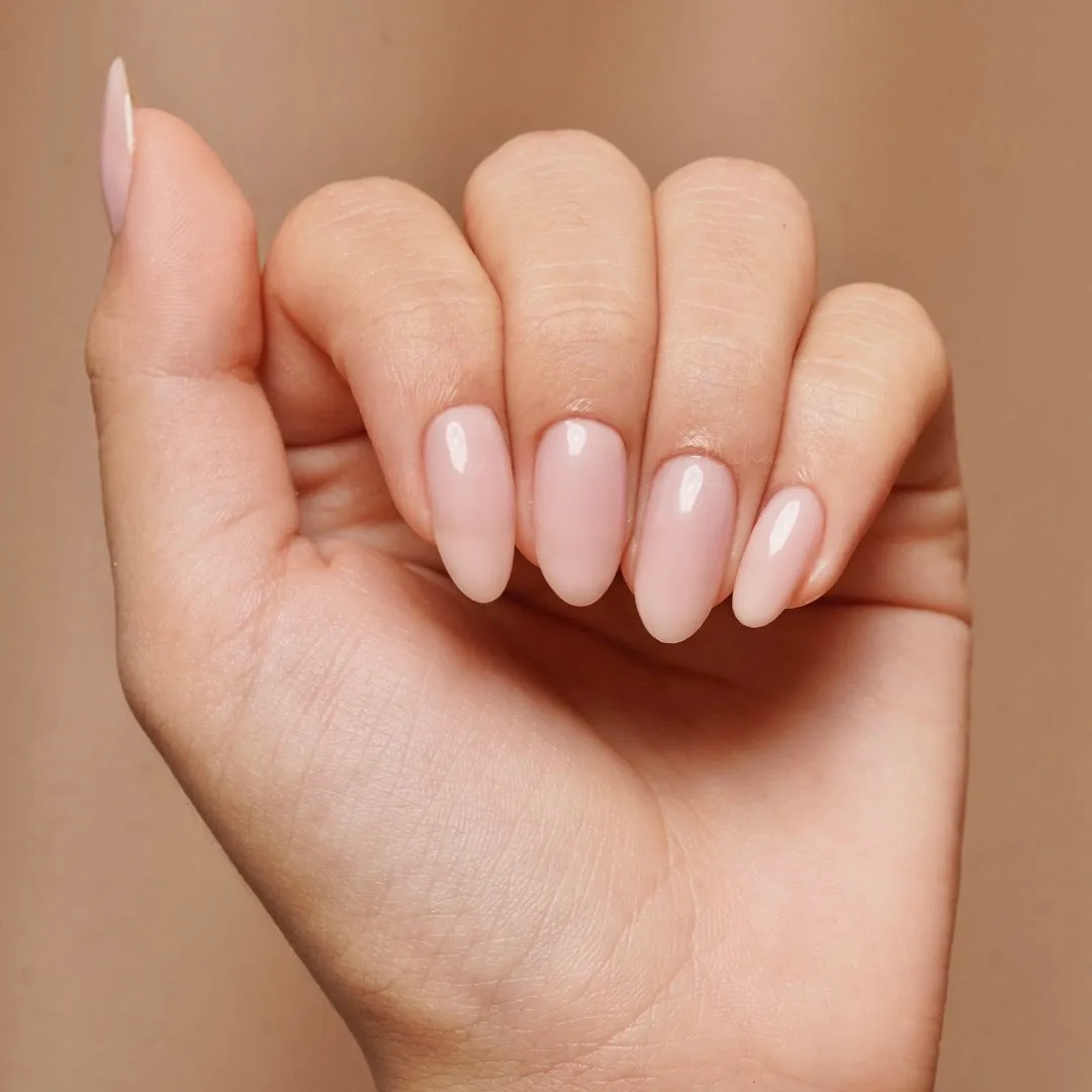 Kuku Jadi Rapuh Habis Pakai Nail Extension? Ini 7 Cara Tepat Merawatnya!