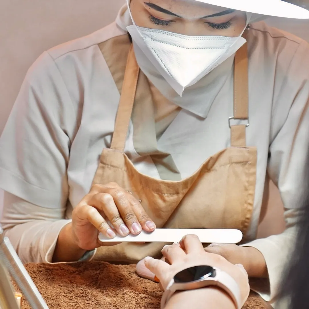 Nail Art Impianmu Ada di Sini! Cek Rekomendasi Salon Nails Terbaik di Jakarta & Makassar