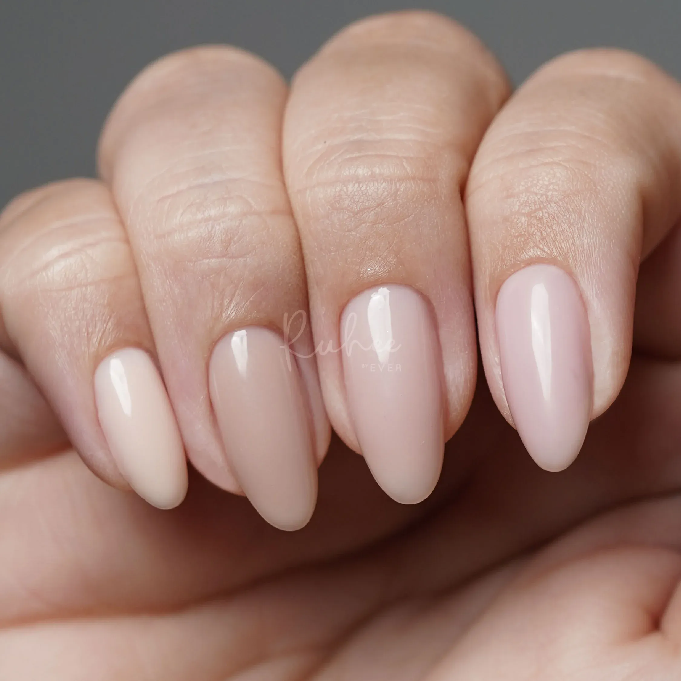Russian Manicure Adalah Kunci Kuku Tahan Lama, Ini Bedanya Kalau Proses Dilakukan Asal